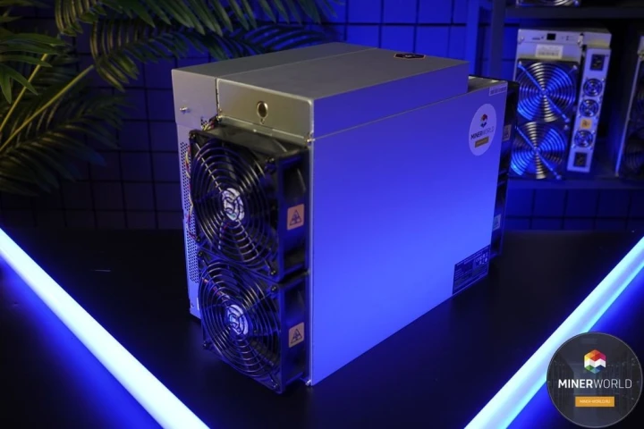Antminer K7 58 th NEW Antminer K7 58 th NEW – купить в Москве, фото 4