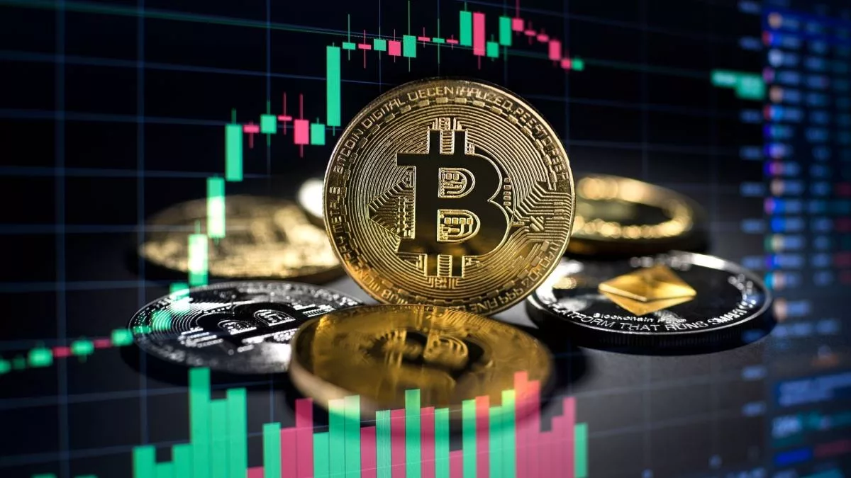 Прогнозы экспертов: курс биткоина к концу 2026 года