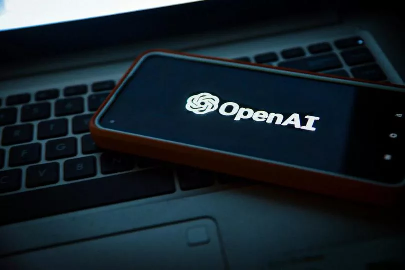 OpenAI активно переманивает ключевых маркетологов из Coinbase