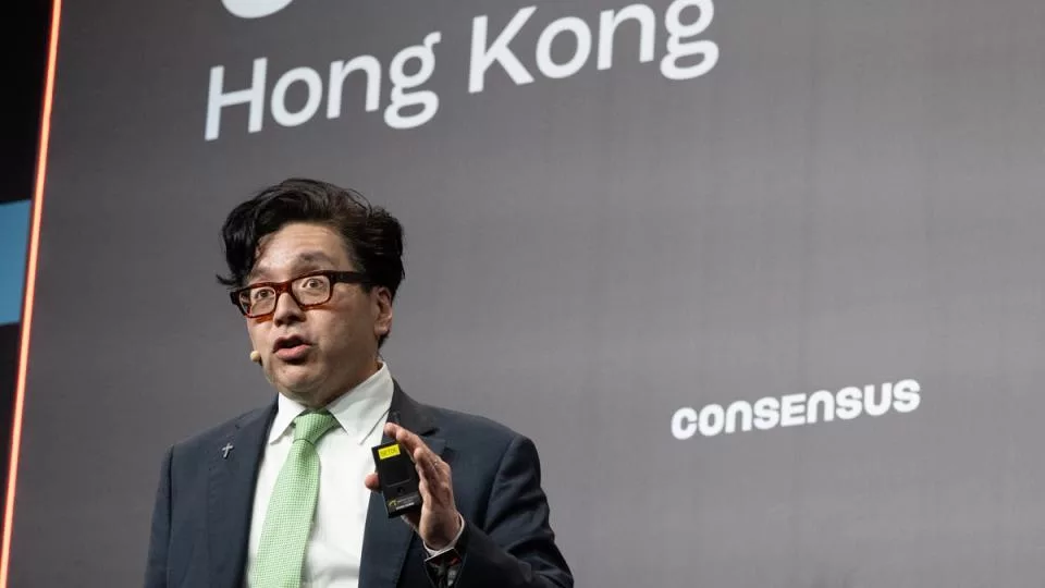 Bitmine приобрела ETH на $236 млн, пока Том Ли называет его «активом военного времени»